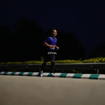 Runner Photo 7414901