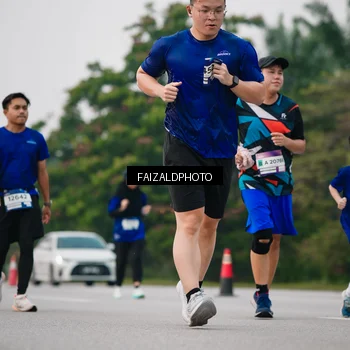 Runner Photo 7414907