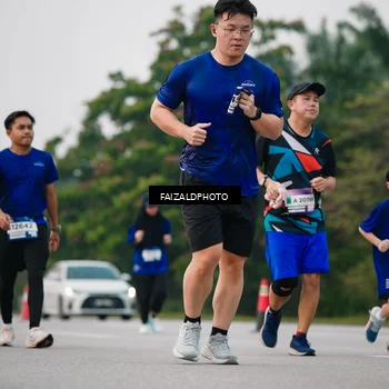 Runner Photo 7414927