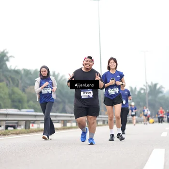 Runner Photo 7414930
