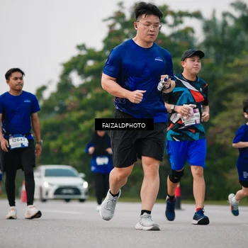 Runner Photo 7414943
