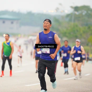 Runner Photo 7414944