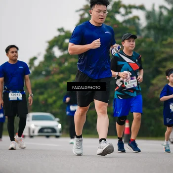 Runner Photo 7414957