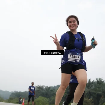 Runner Photo 7414960
