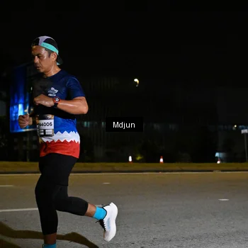 Runner Photo 7414992