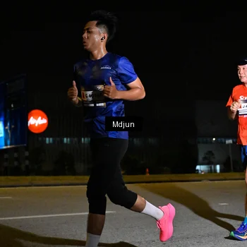 Runner Photo 7415005