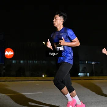 Runner Photo 7415006