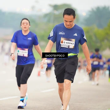 Runner Photo 7415013