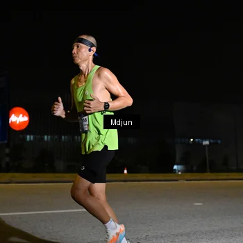 Runner Photo 7415023