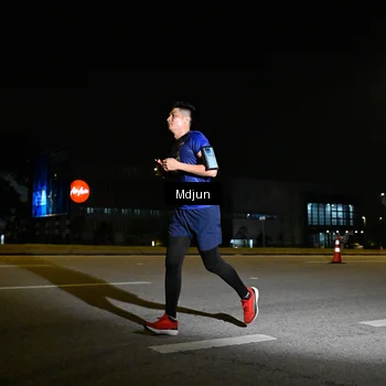 Runner Photo 7415031