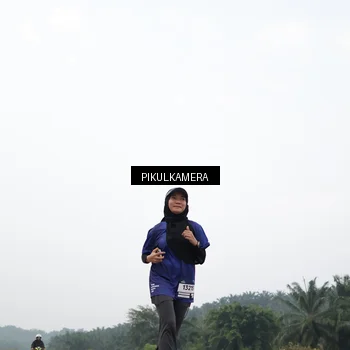 Runner Photo 7415037