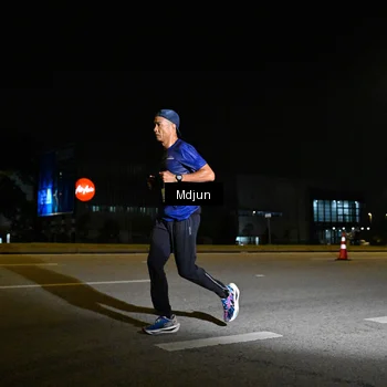 Runner Photo 7415040