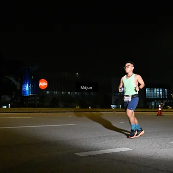 Runner Photo 7415041
