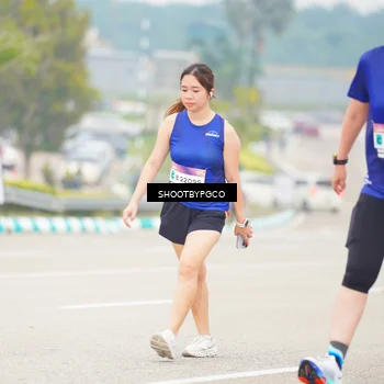 Runner Photo 7415044