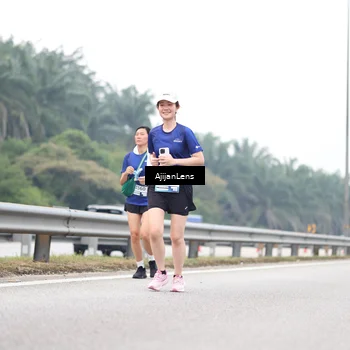 Runner Photo 7415057