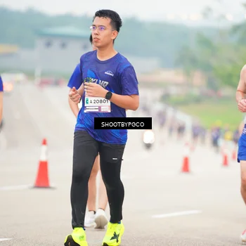 Runner Photo 7415066