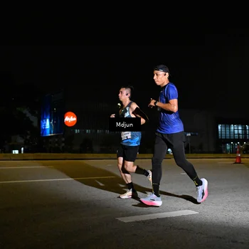 Runner Photo 7415067