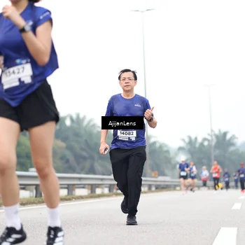 Runner Photo 7415071