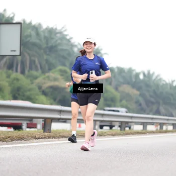 Runner Photo 7415072