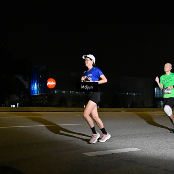 Runner Photo 7415074