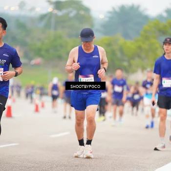 Runner Photo 7415079