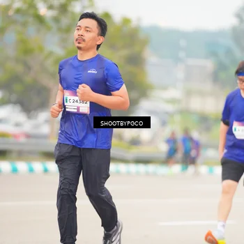 Runner Photo 7415083