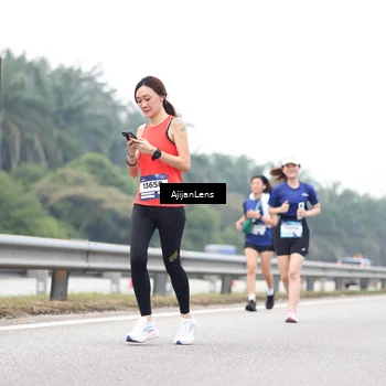 Runner Photo 7415095