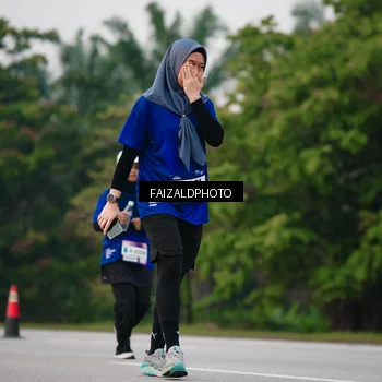 Runner Photo 7415106