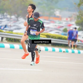 Runner Photo 7415112