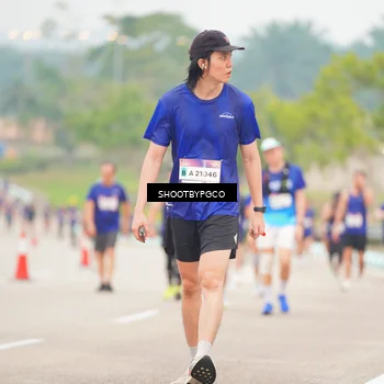 Runner Photo 7415118