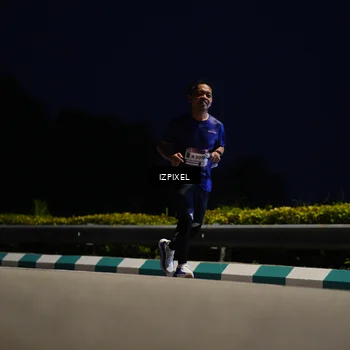 Runner Photo 7415130