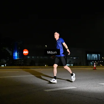 Runner Photo 7415163