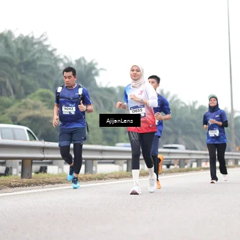 Runner Photo 7415169