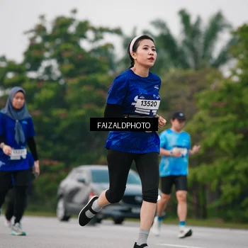 Runner Photo 7415171