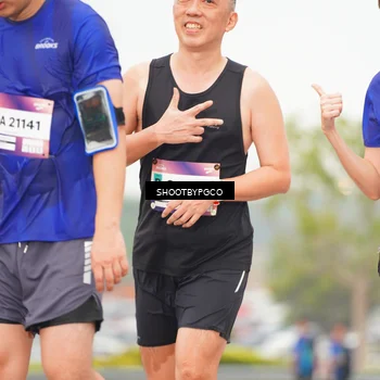 Runner Photo 7415178