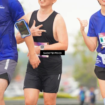 Runner Photo 7415187