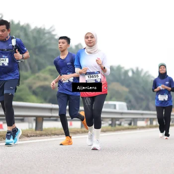 Runner Photo 7415188