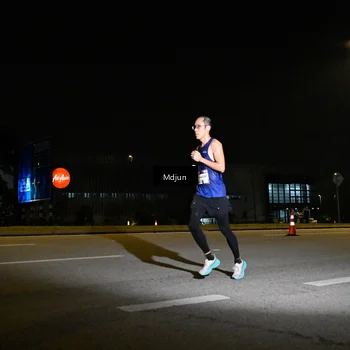 Runner Photo 7415195