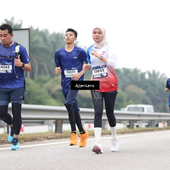 Runner Photo 7415206
