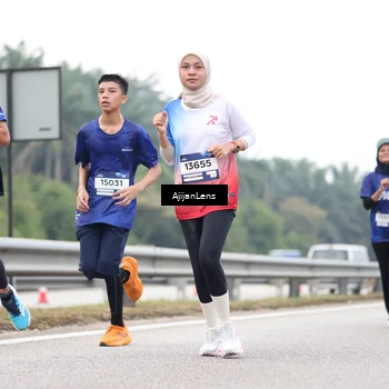 Runner Photo 7415230