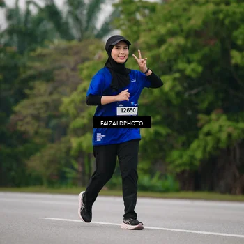 Runner Photo 7415242