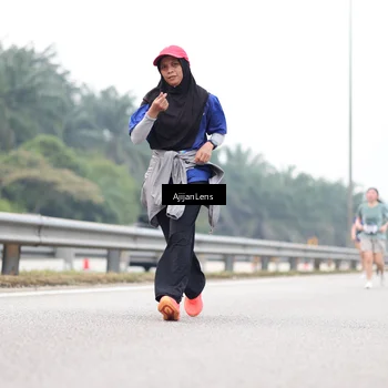 Runner Photo 7415251