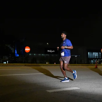 Runner Photo 7415260