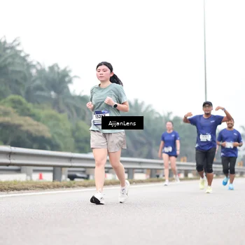Runner Photo 7415265