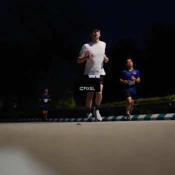 Runner Photo 7415273