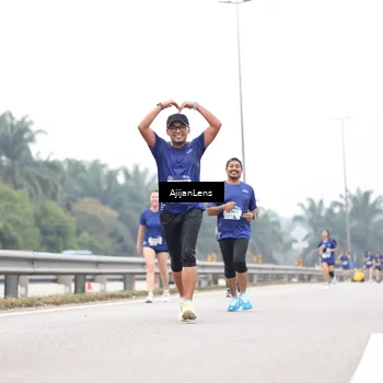 Runner Photo 7415281