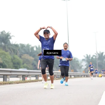 Runner Photo 7415284