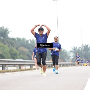 Runner Photo 7415285