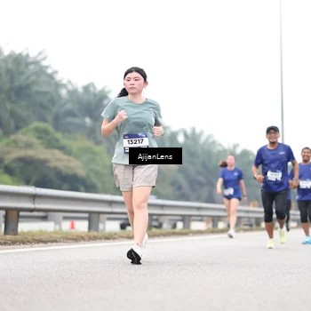 Runner Photo 7415289