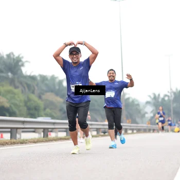 Runner Photo 7415290